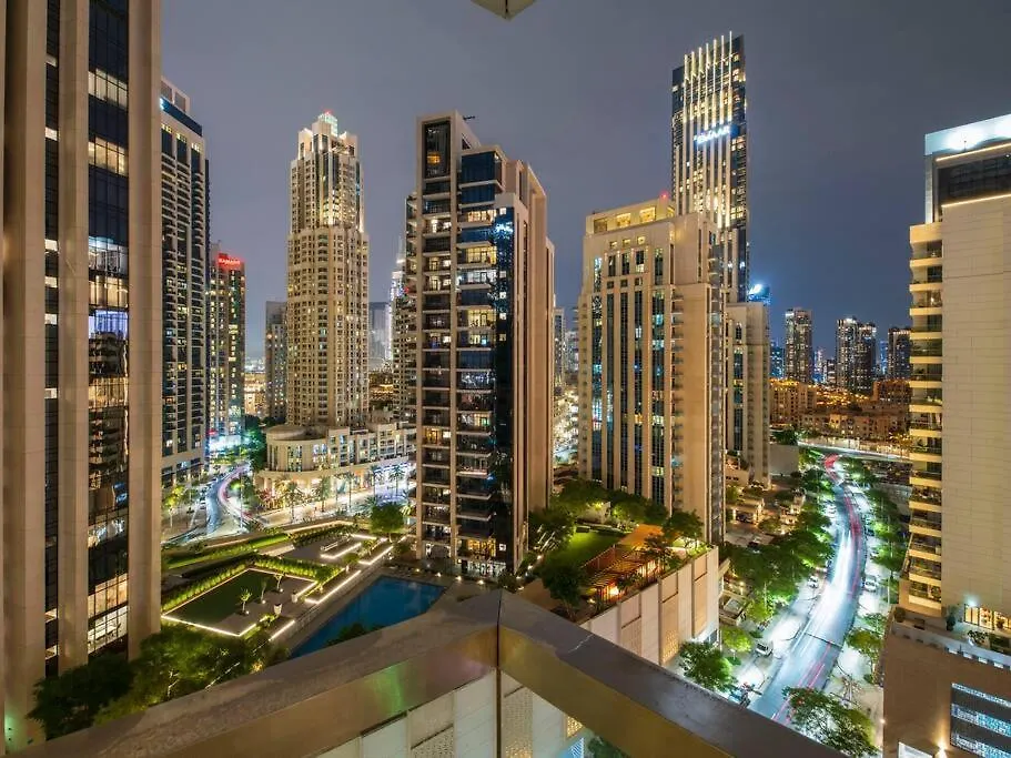 Apartment First Class 2Br With Full Boulevard View Dubai