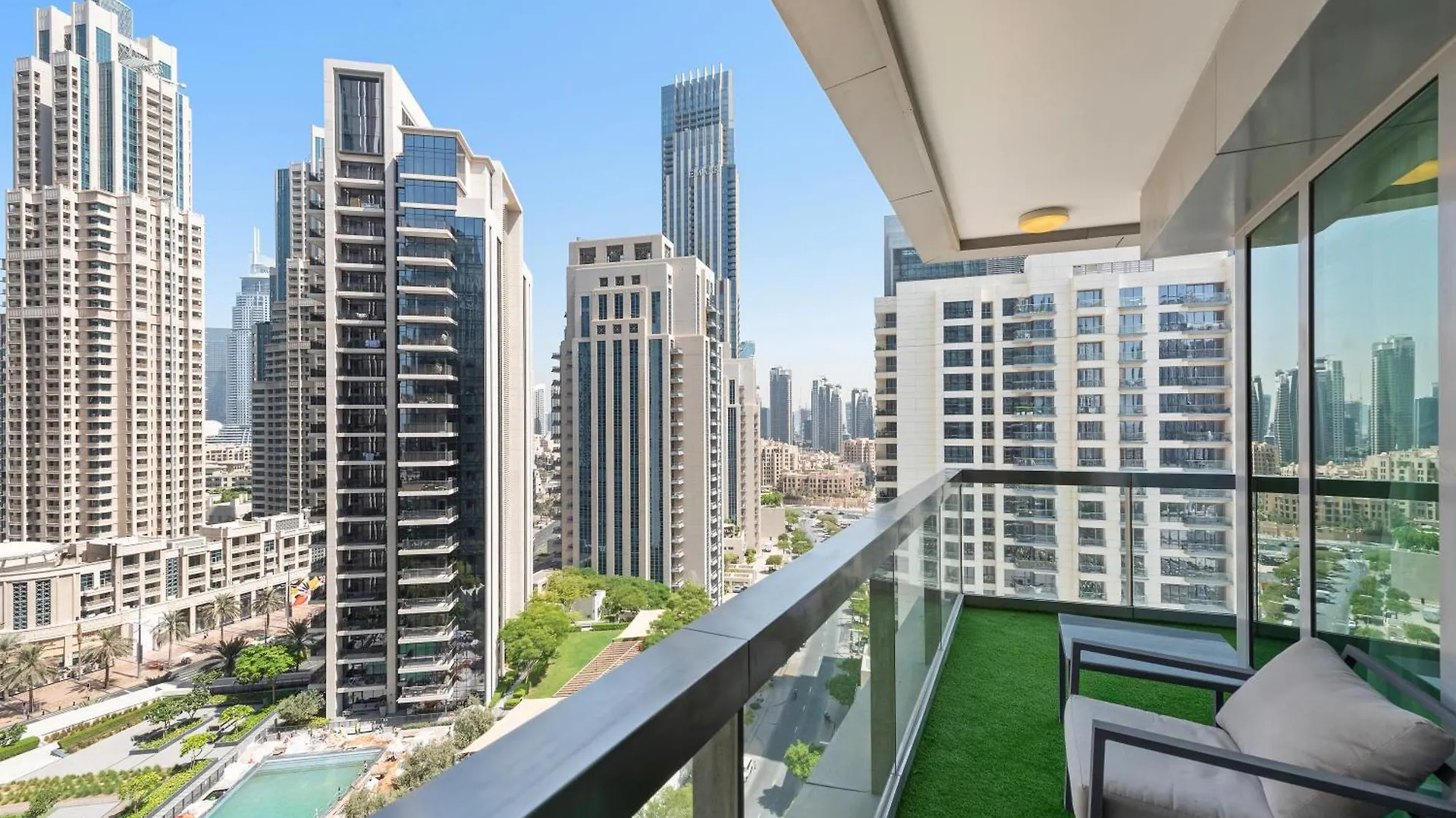 First Class 2Br With Full Boulevard View location